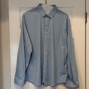 UNTUCKit Men's Blue and White Gingham Shirt - Regular Fit